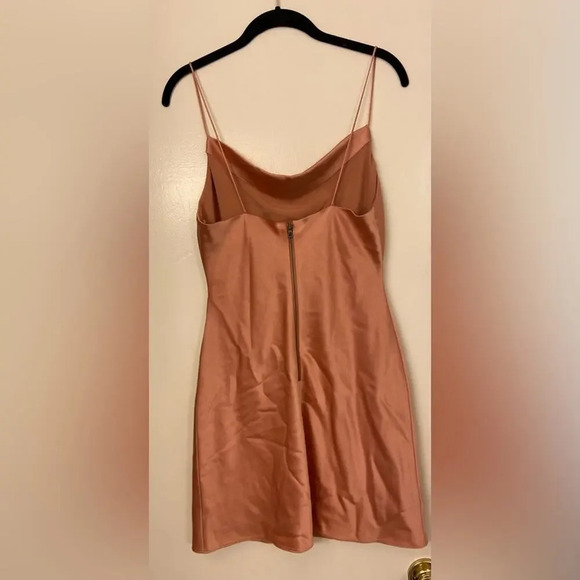 Alice + Olivia Harmony Draped Satin Crepe Mini Dress Rose Size 4 - Picture 5 of 7